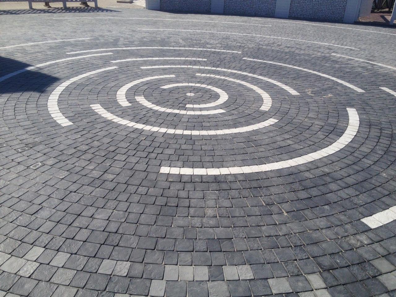 Paver stone walkway ideas