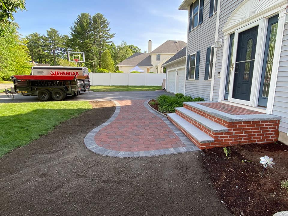 Driveway pavers covis paving stone stones driveways entrances Paver walkway contractors near me