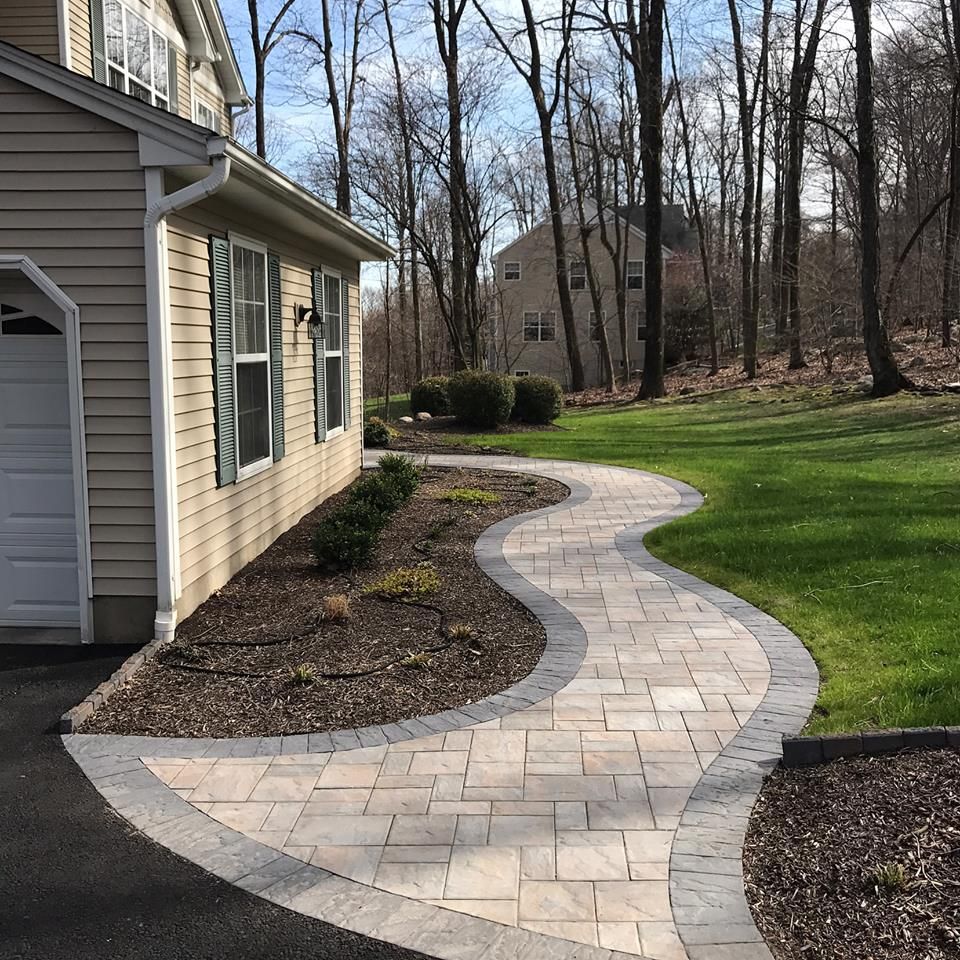 Walkway paver cobblestone hardscape Paver walkway designs