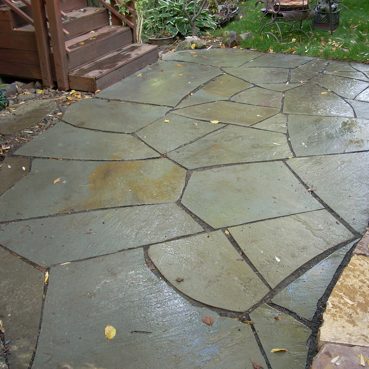 Flagstone walkway walkways slate landscaping gravel loose pavers uneven paths yard patios gardeners stepping Flagstone walkway walkways slate landscaping gravel loose pavers uneven paths yard patios gardeners stepping
